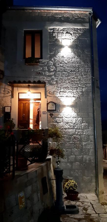 La Casa Del Pittore Di Petralia Petralia Soprana Exterior foto
