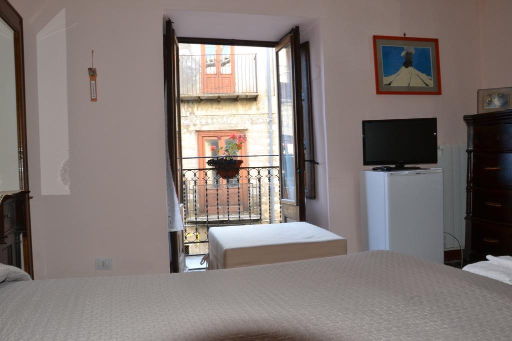 La Casa Del Pittore Di Petralia Petralia Soprana Cameră foto
